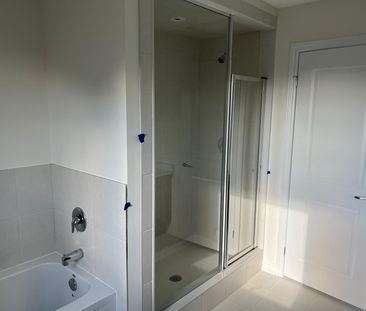 For Lease - 256 Pottruff Road, Brant, Ontario - Photo 5