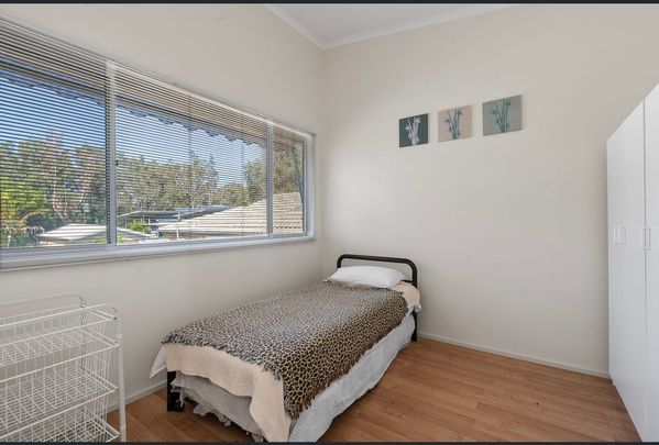 Upstairs only! - Photo 1