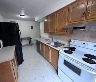 2105 Av. Beaconsfield Montréal (Côte-des-Neiges, QC H4A - Photo 1
