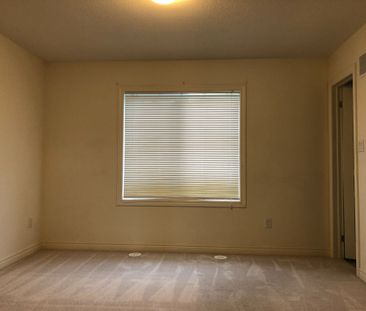 For Lease - 4 Cedarland Road, Brampton, Ontario - Photo 1