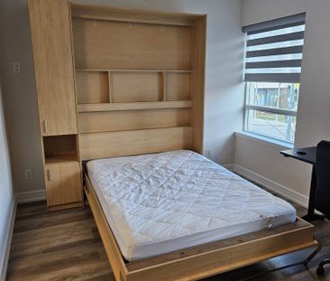 For Lease - 19 Avondale Avenue Unit# 210, Toronto, Ontario - Photo 1