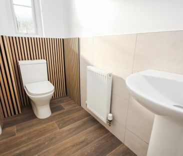 4 bedroom detached house to rent - Photo 1
