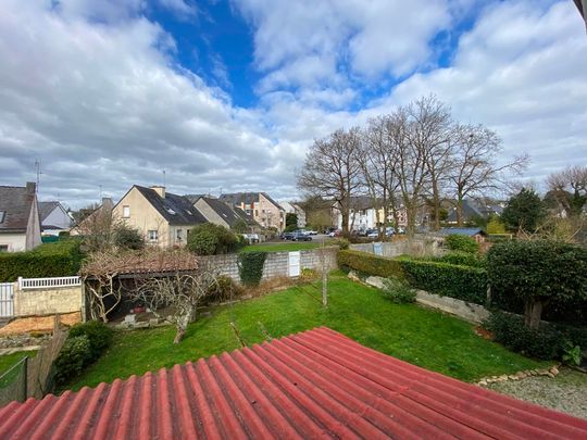 A Louer – Libre Immediatement – Maison de 120m² avec 4 chambres, un Jardin clos à Quimper ! - Photo 1