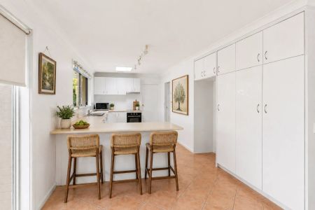 3 bedroom home in Wahroonga - Photo 4