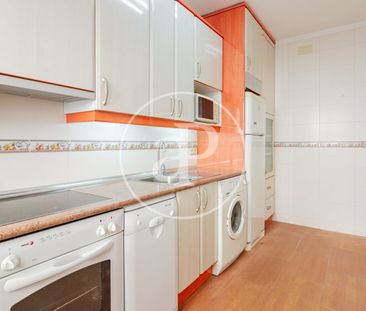 Penthouse for rent in calle Clara del Rey. - Photo 4