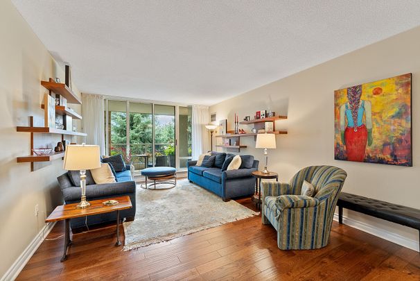 For Lease - 215 The Donway N/A Unit# 311, Toronto, Ontario - Photo 1