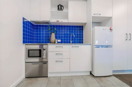 Twin Loft Bed Studio(low floor Level 1-5) - Photo 3