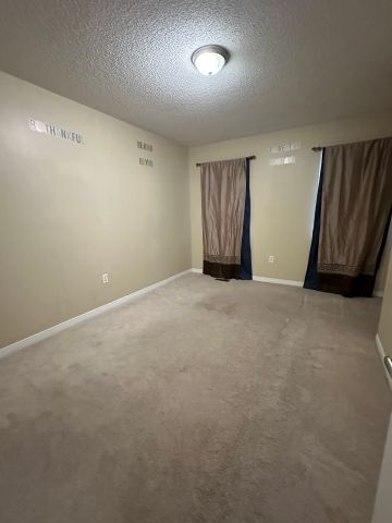 For Lease - 296 Duncan Lane, Milton, Ontario - Photo 5