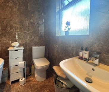 2 bedroom terraced house to rent - Photo 6