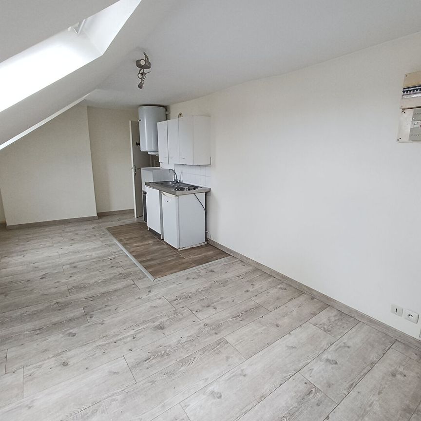 Location Appartement 1 pièce 17m² TOURS 37000 - Photo 1