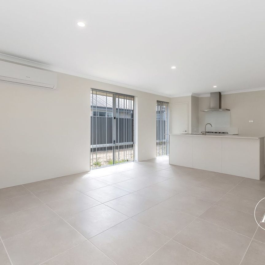 BRAND NEW DUPLEX LIVING | STYLISH 3x2 NEAR TUCKEY COVE - Photo 1