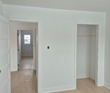 New renovated Big 4 1/2 available Feb 1st or March 1st - Photo 1