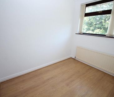 80 Castleburn Road, Carrickfergus, BT38 7NY - Photo 6