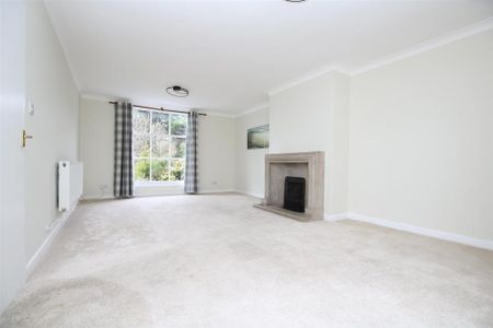 4 bedroom house to rent - Photo 2
