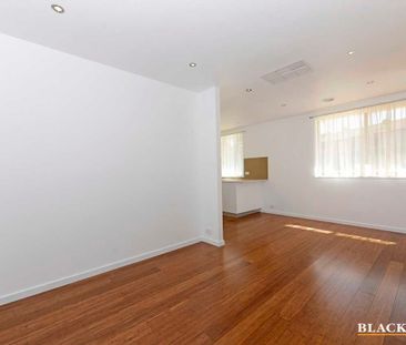 3 Bedroom Home Close to Amenities - Photo 1