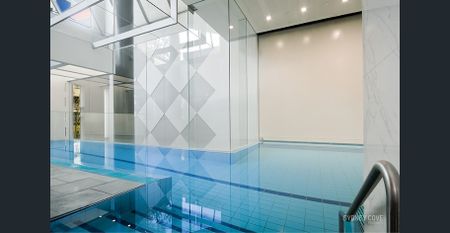 FABULOUS ONE BEDROOM IN SEIDLER’S COVE WITH CITY VIEWS | Furnished - Photo 4