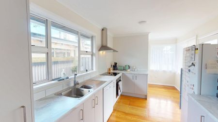 Takaro - 2 bedrooms + Rumpus/Hobby room - Photo 2