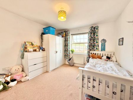 2 bedroom flat to rent - Photo 3