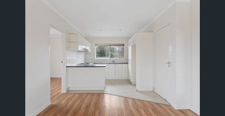 Top-Floor, Light-Filled Unit & Great Location - Photo 4