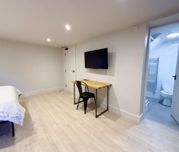 2 bedroom flat to rent - Photo 5