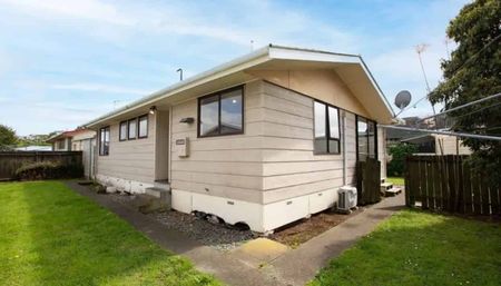 Family home - Photo 5