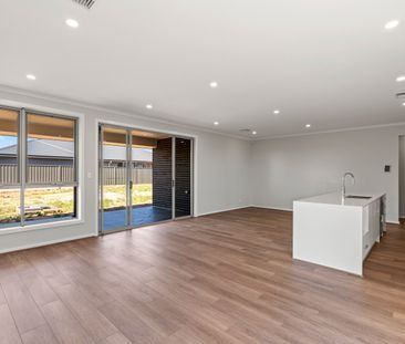 Stunning Brand new 5 bedroom home - Photo 6