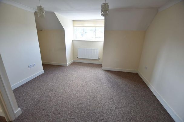 4 bedroom property to rent - Photo 1