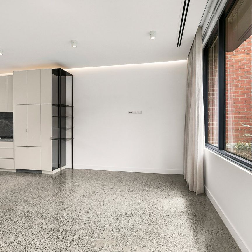 16/573 Glenferrie Road, Hawthorn VIC 3122 - Photo 1