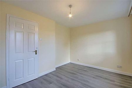 Needham Court, Manton Road, Enfield, EN3 - Photo 4