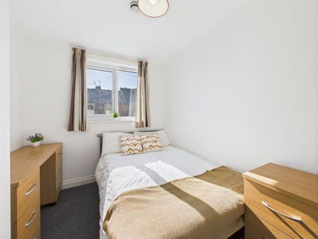 5 bedroom house to rent - Photo 3