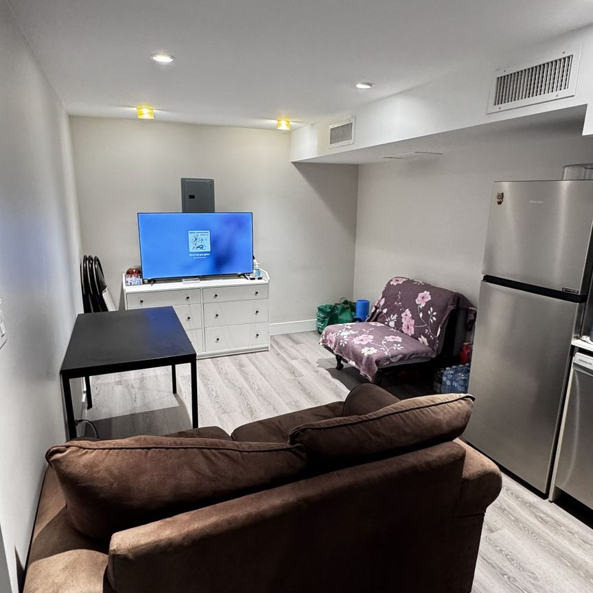 For Lease - 359 Keele Street Unit# 3, Toronto, Ontario - Photo 1