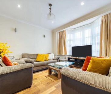 Room in a Shared House, Endersleigh Gardens, NW4 - Photo 1