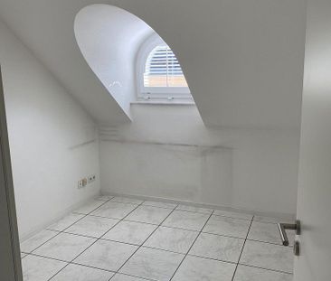 Pronájem bytu 2+1 • 81 m² bez realitky, Severní Porýní-Vestfálsko - Photo 1