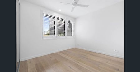 Low maintenance living in a suburban oasis - Photo 4