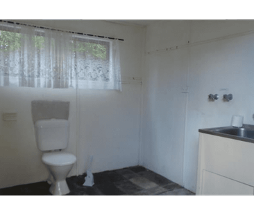 Cosy 3 Bedroom Home - Photo 6
