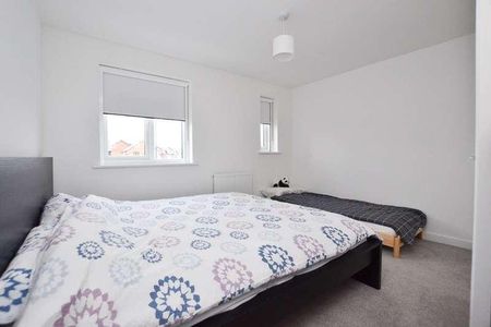 Primrose Lane, Newcastle Great Park, Bedroom Furnished House To Let, NE13 - Photo 5