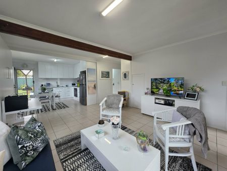 BEACHSIDE COMTEMPORARY LIVING AWAITS IN WOORIM! - Photo 2