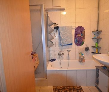 Sonnige 4-Zimmerwohnung mit Garten und Doppelgarage in Wesel-Büderich! - Foto 2