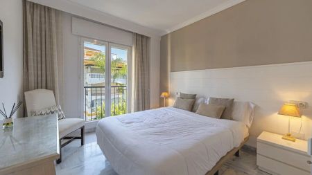 Apartamento de alquiler en Avenida Príncipe Salman, E1, La Dama de Noche - La Alzambra - Photo 5