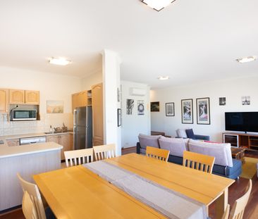 5c/2 Currie Cres, Griffith ACT 2603 - Apartment For Rent | Domain - Photo 1