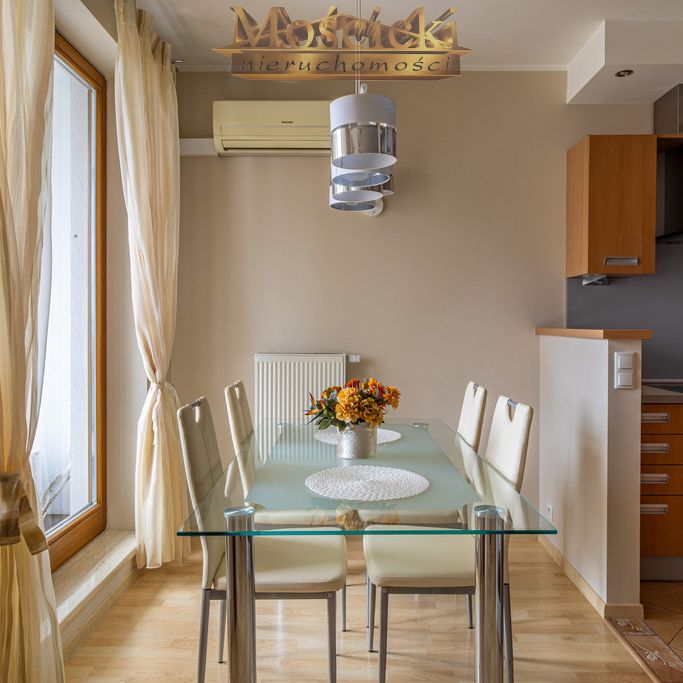 Warszawa, Mokotów, al. Wilanowska - Photo 1