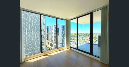 One bedroom + multiple-purpose room FOR LEASE - Photo 3