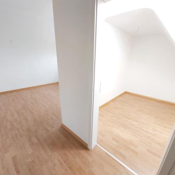 "Sanierte Wohnungen im Dorfszentrum" - Photo 1