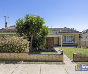 Convenient Home Near Bendigo CBD - Photo 5