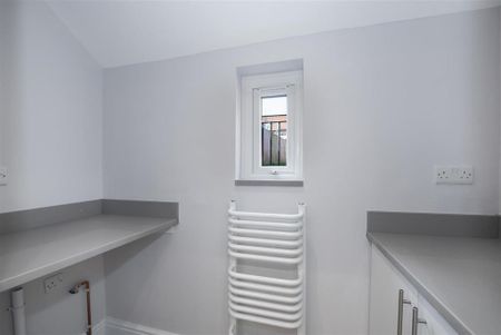 4 bedroom house to rent - Photo 2