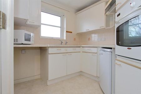 1 bedroom flat to rent - Photo 4