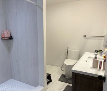 For Lease - 66 Woodhaven Avenue, Aurora, Ontario - Photo 6