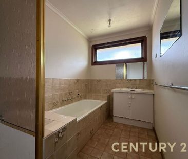 Neat, Private & Well Positioned - Photo 3