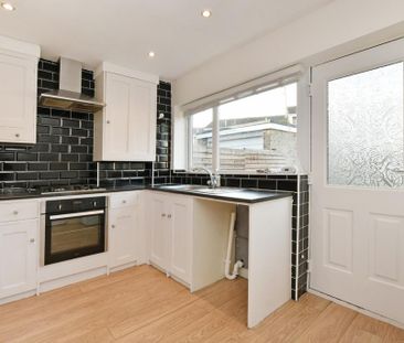 3 bedroom detached house to rent - Photo 6