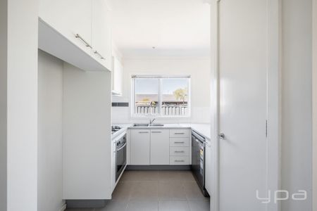 Charming, Convenient Living! - Photo 4